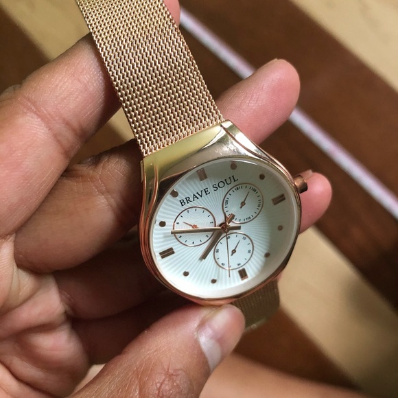 Rose Gold Watch - Picture 4 of 5